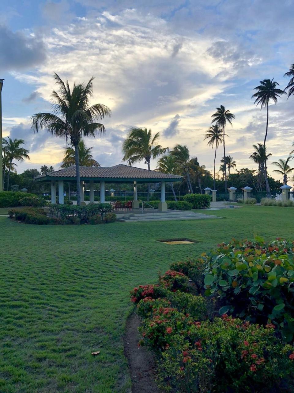 Aquatika Paraiso Tropical Loiza Exterior photo